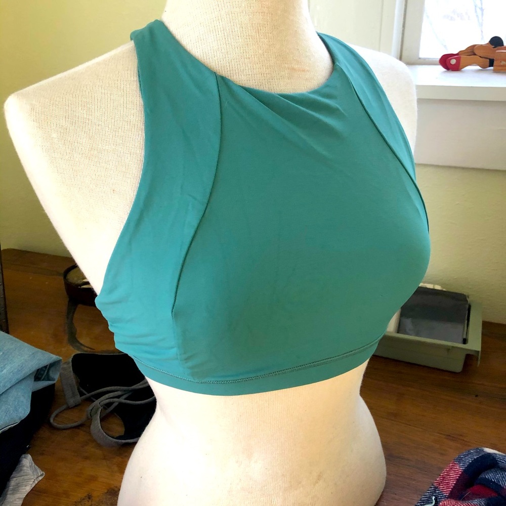 Lululemon Free to Be Serene High Neck Bra
